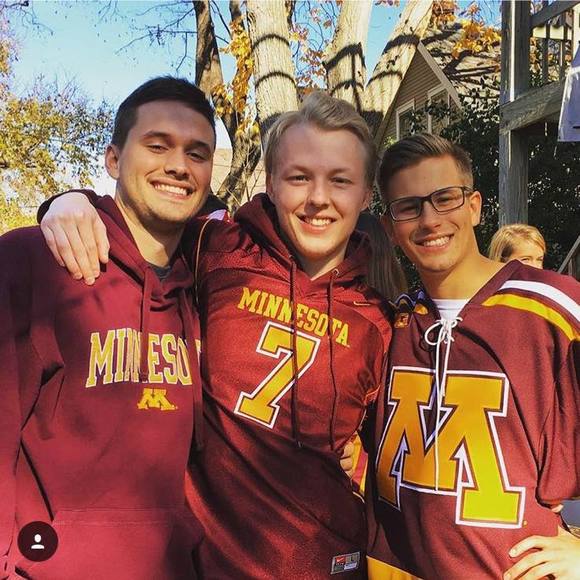 Meet your Posher, Joey - Picture 1 of 1